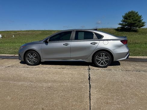 Used 2023 Kia Forte GT-Line image 9