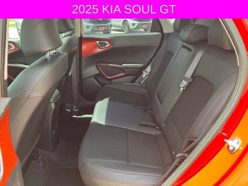 Used 2025 Kia Soul GT-Line w/ GT-Line Technology Package FWD image 18