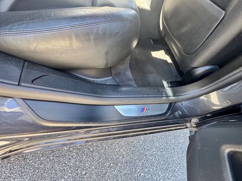 Used 2015 BMW 750i RWD image 39