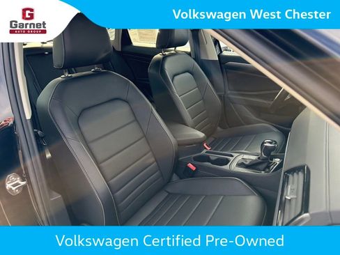 Certified 2024 Volkswagen Jetta SE FWD image 38