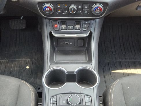 Used 2019 GMC Terrain SLE w/ Driver Convenience Package FWD image 19