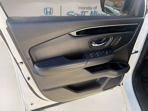Used 2024 Honda Pilot EX-L image 19
