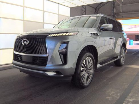 Certified 2025 INFINITI QX80 Sensory AWD/4WD image 2