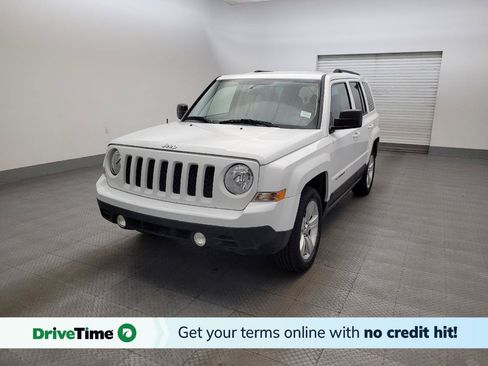 Used 2014 Jeep Patriot Latitude AWD/4WD image 1