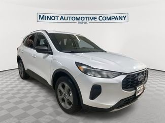 Used 2025 Ford Escape ST-Line video 1