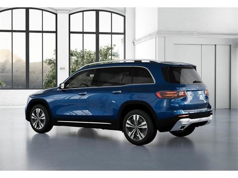 New 2026 Mercedes-Benz GLB 250 4MATIC image 30