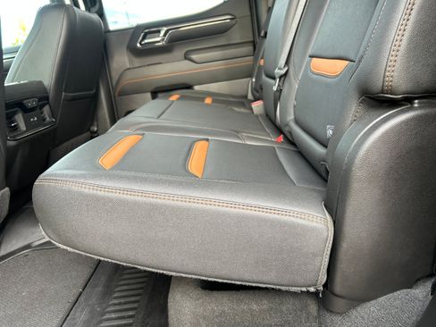 Used 2022 GMC Sierra 1500 AT4 w/ AT4 Premium Package image 15