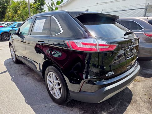 Used 2023 Ford Edge SEL w/ Convenience Package AWD/4WD image 2