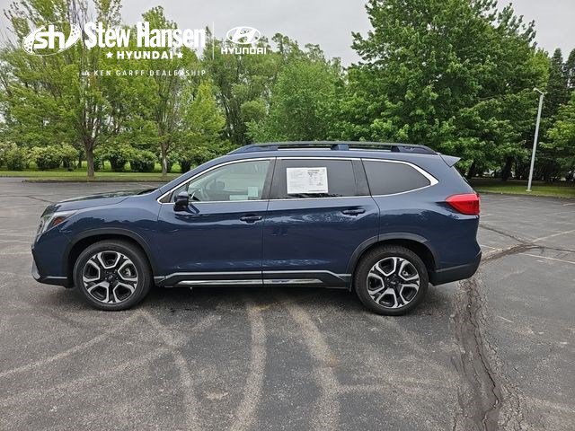 Used 2023 Subaru Ascent Limited AWD/4WD image 1