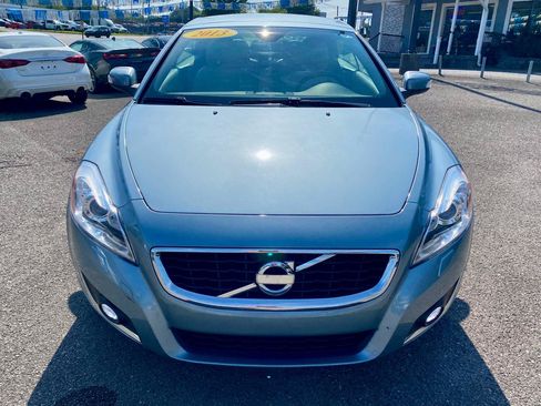 Used 2013 Volvo C70 T5 FWD image 2