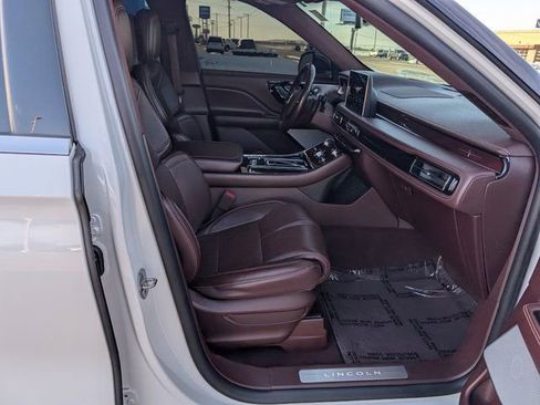 Used 2021 Lincoln Aviator Black Label w/ Dynamic Handling Package image 4