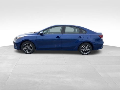 Certified 2023 Kia Forte LXS image 12