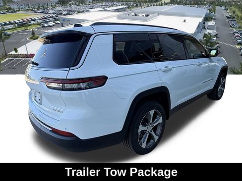 New 2026 Jeep Grand Cherokee L Limited w/ Luxury Tech Group II AWD/4WD image 4
