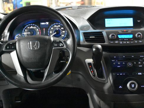 Used 2011 Honda Odyssey EX image 16