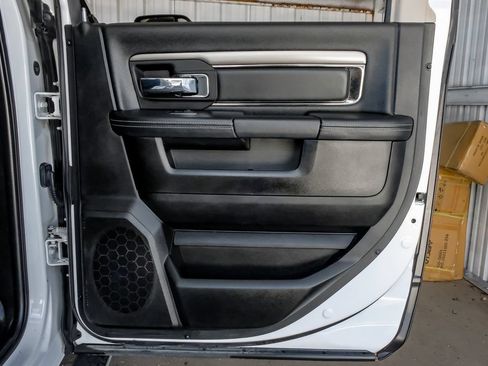 Used 2018 RAM 2500 Laramie w/ Sport Appearance Group AWD/4WD image 46