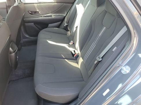 Certified 2025 Hyundai Elantra SEL FWD image 26