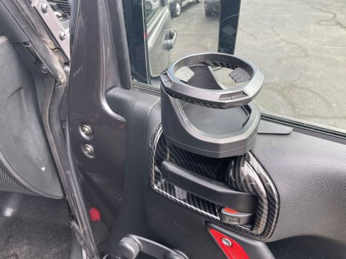 Used 2017 Jeep Wrangler Unlimited Sport w/ Dual Top Group AWD/4WD image 36