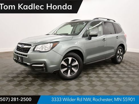 Used 2018 Subaru Forester 2.5i Premium AWD/4WD image 1