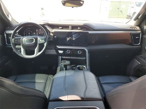 Used 2023 GMC Sierra 1500 Denali w/ Denali Reserve Package image 12