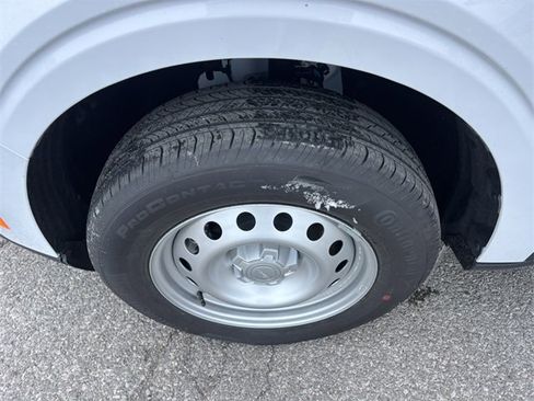 New 2025 Ford Maverick XL w/ Equipment Group 101A image 34