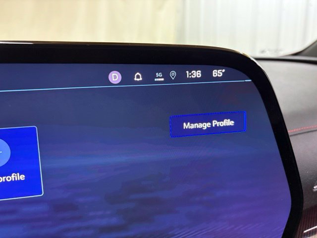 Used 2025 Chevrolet Traverse RS AWD/4WD image 53