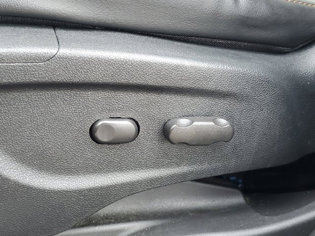 Used 2018 Chevrolet Trax Premier FWD image 11