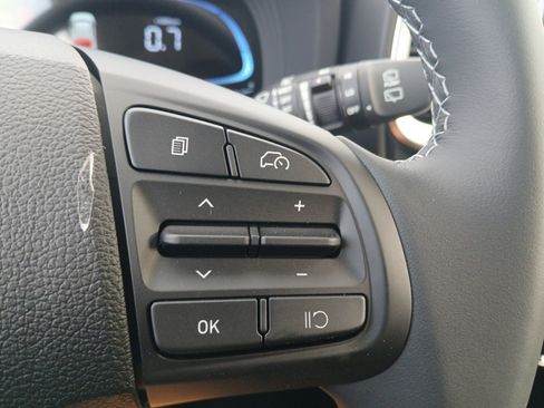 New 2025 Hyundai Venue SEL image 17