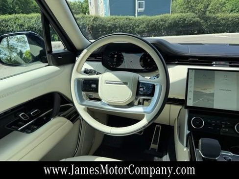 Used 2023 Land Rover Range Rover SE AWD/4WD image 14
