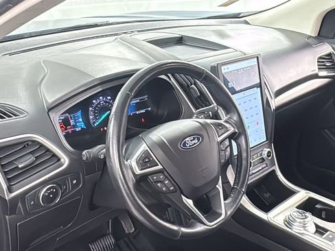 Used 2023 Ford Edge SEL image 36