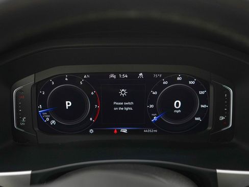 Used 2022 Volkswagen Atlas SEL R-Line AWD/4WD image 25