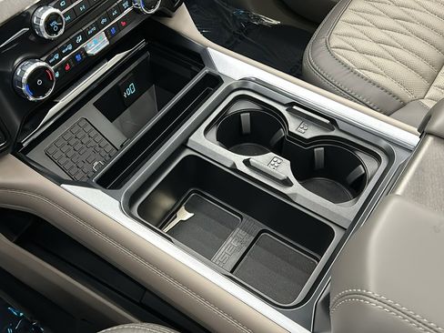 Used 2026 Ford F450 Platinum w/ Platinum Plus Package image 26