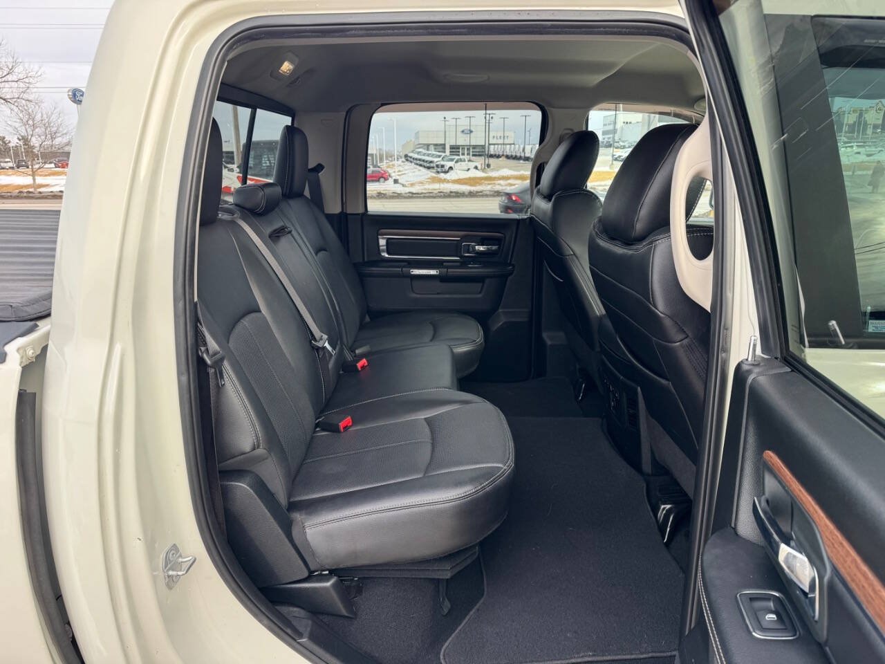 Used 2018 RAM 1500 Laramie w/ Convenience Group AWD/4WD image 13