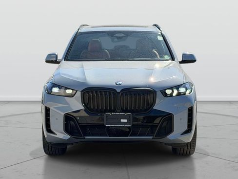 Used 2024 BMW X5 xDrive40i w/ M Sport Package AWD/4WD image 2