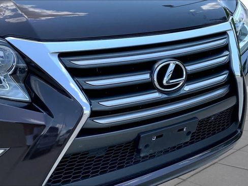 Used 2018 Lexus GX 460 Premium w/ Premium Package AWD/4WD image 28