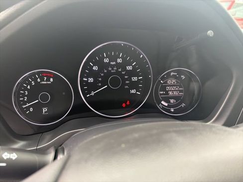 Used 2022 Honda HR-V Sport image 11