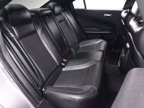 Used 2018 Dodge Charger R/T w/ Plus Group image 18