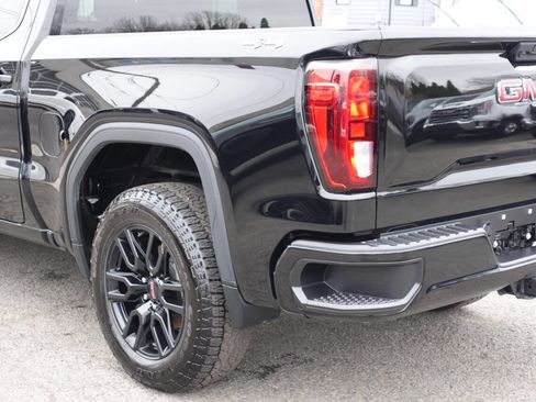Used 2024 GMC Sierra 1500 Elevation image 9