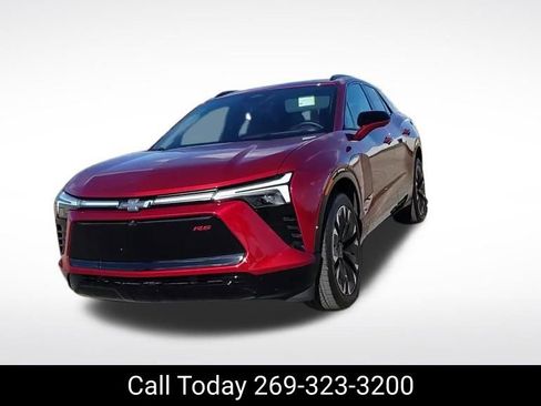 Certified 2025 Chevrolet Blazer EV RS image 2