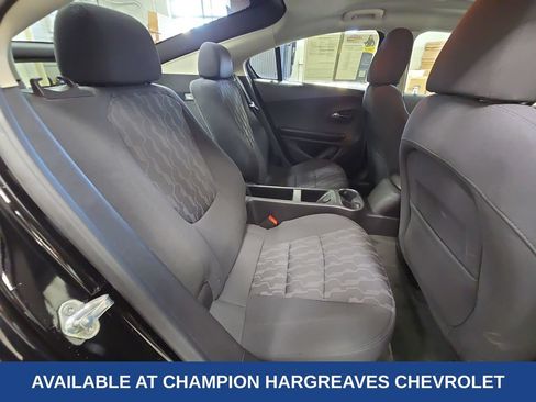 Used 2014 Chevrolet Volt FWD image 35