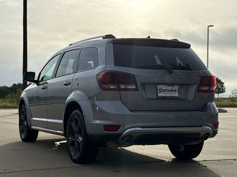 Used 2018 Dodge Journey Crossroad FWD image 6