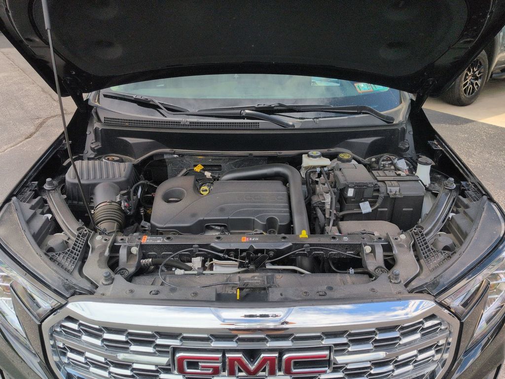 Used 2023 GMC Terrain Denali w/ LPO, Floor Liner Package AWD/4WD image 17