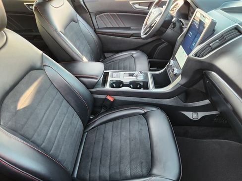 Used 2024 Ford Edge ST-Line AWD/4WD image 15