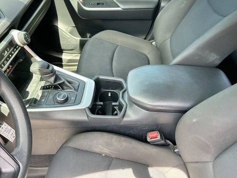 Used 2025 Toyota RAV4 LE AWD/4WD image 26