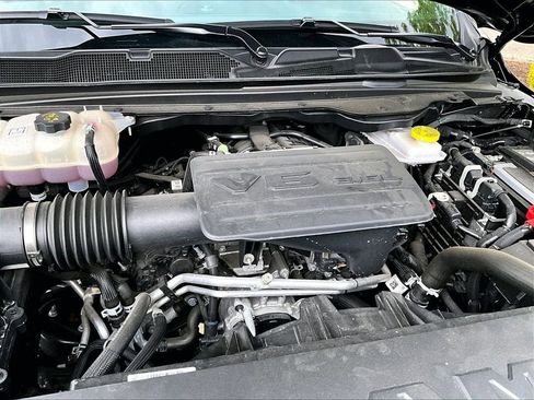 Used 2025 RAM 1500 Big Horn AWD/4WD image 27