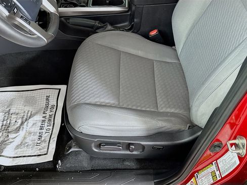 Used 2020 Toyota Tacoma SR5 image 27