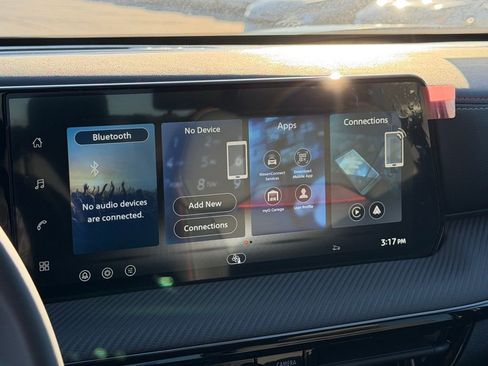 New 2026 Nissan Kicks SR image 25