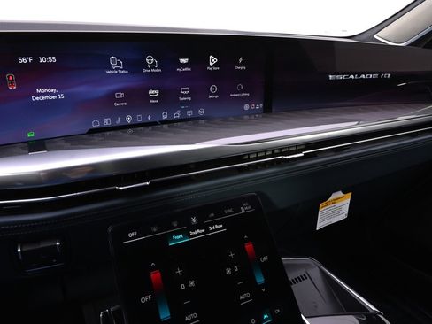 Certified 2025 Cadillac Escalade IQ Sport 2 image 29