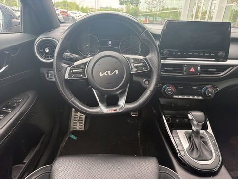 Used 2023 Kia Forte GT-Line w/ GT-Line Premium Package FWD image 8