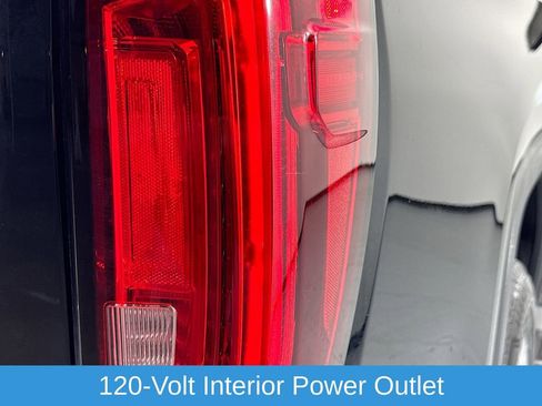 Used 2025 GMC Sierra 1500 SLT image 36