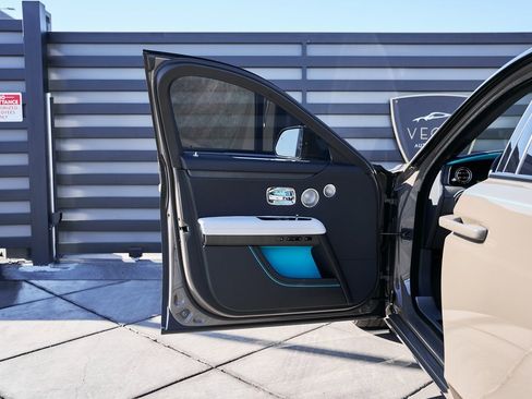 Used 2025 Rolls-Royce Ghost image 34